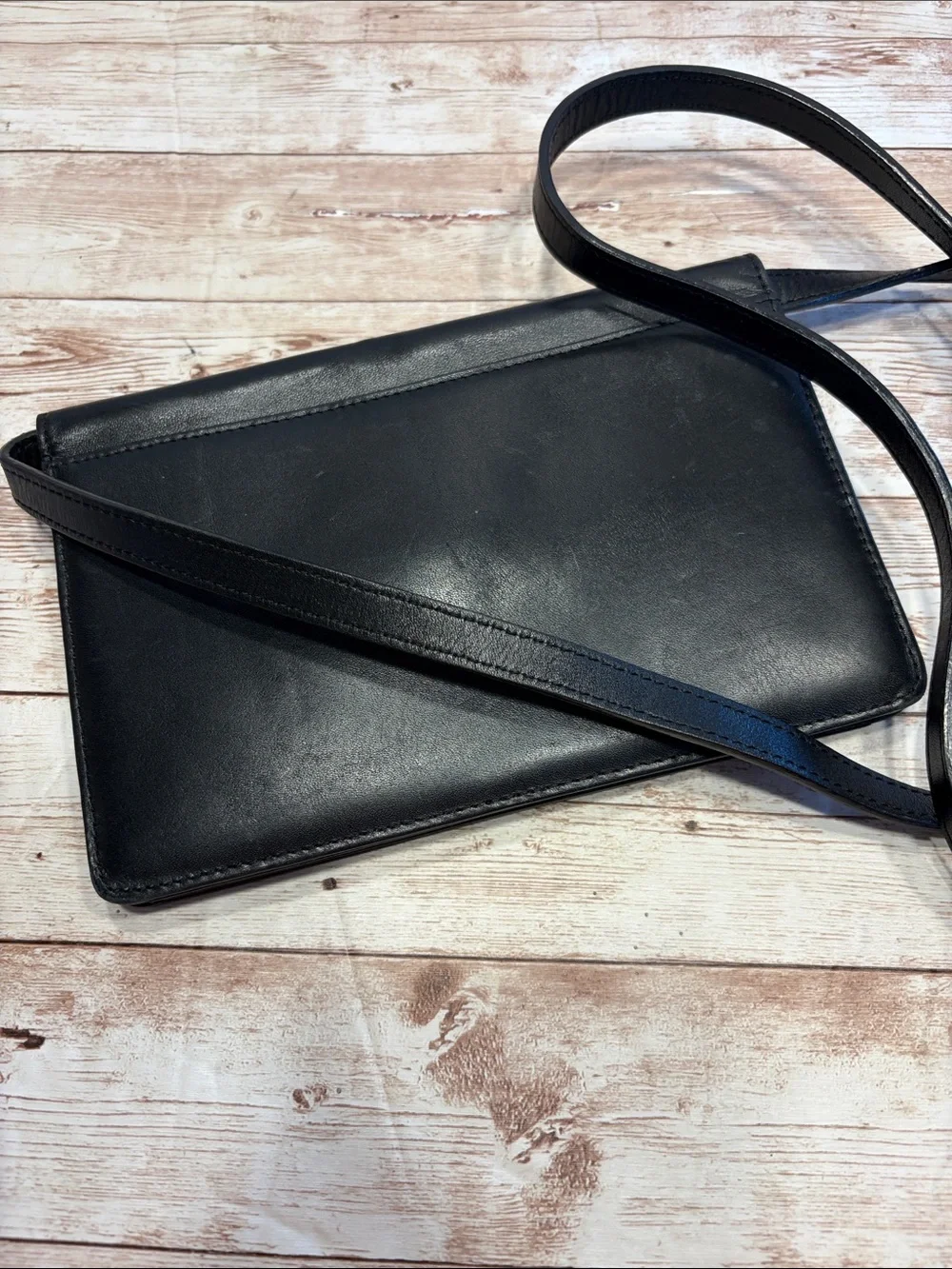 Etienne Aigner Black Leather Crossbody with Gold Hardware - Picture 2 of 8